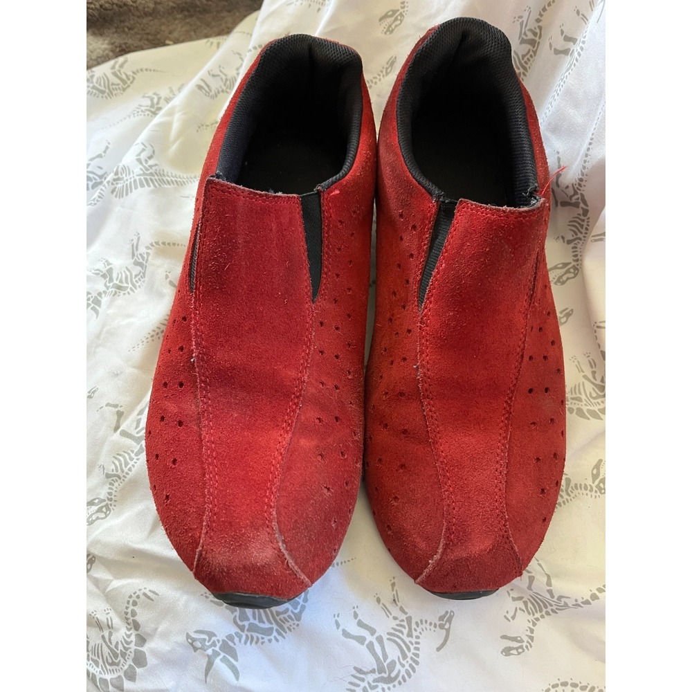 PREDICTION Leather Collection Slip On Womens Red Suede Casual Shoes